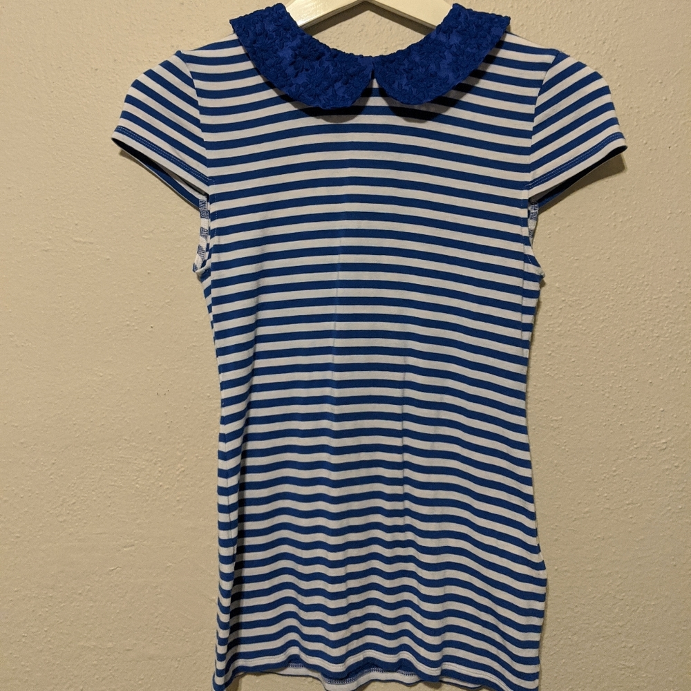 Alice + Olivia Blue Striped Top Sz S Flower Collar